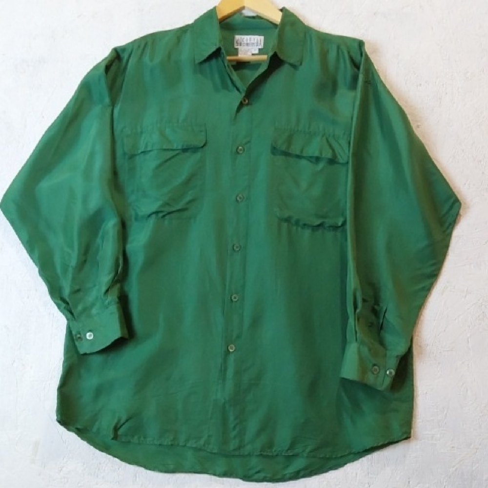 City Streets| VTG Green Silk Oversized Blouse Flap Chest Pockets Button Up Sz.M